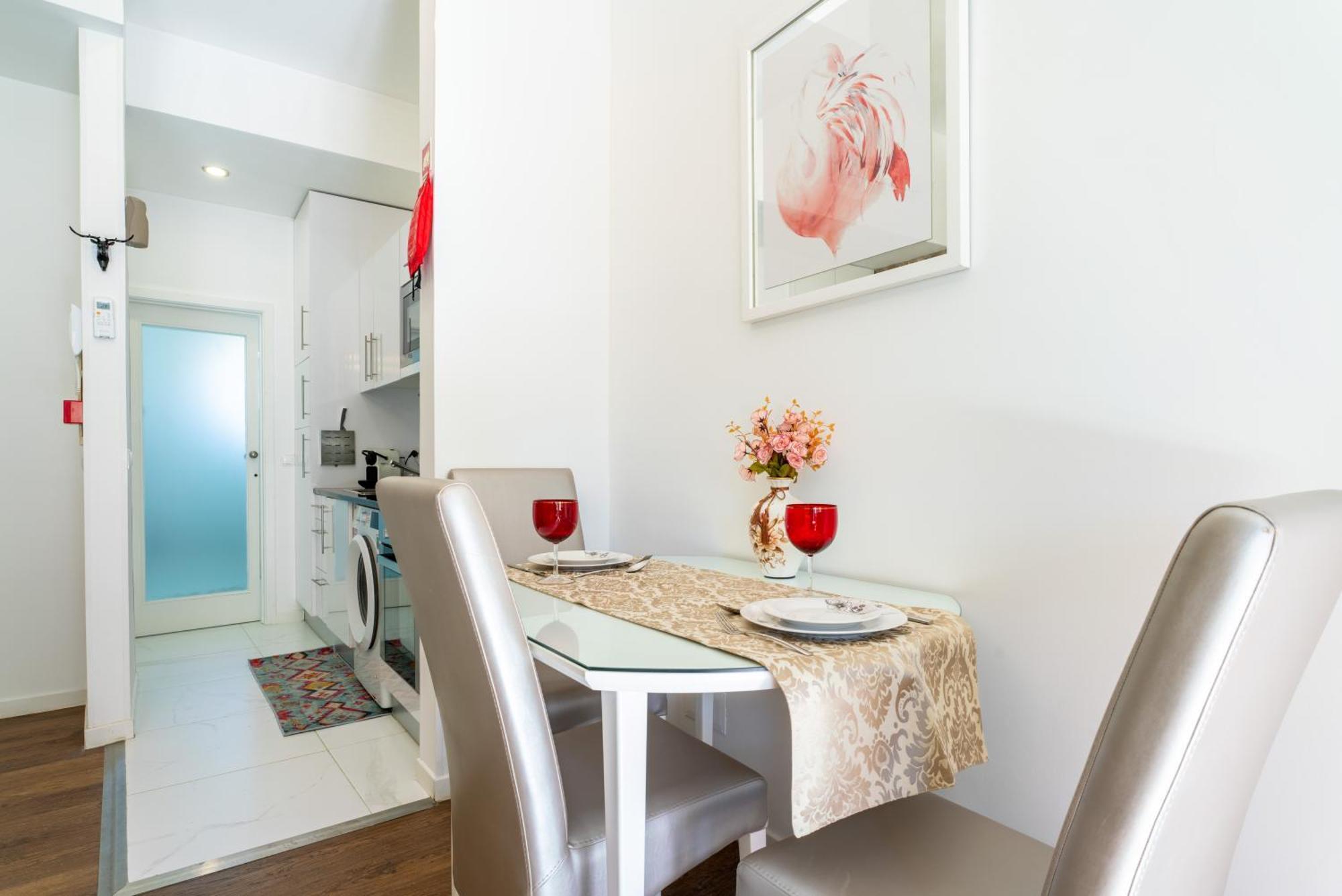 Central Cozy Stay 2 Ac Near Metro Porto Eksteriør billede