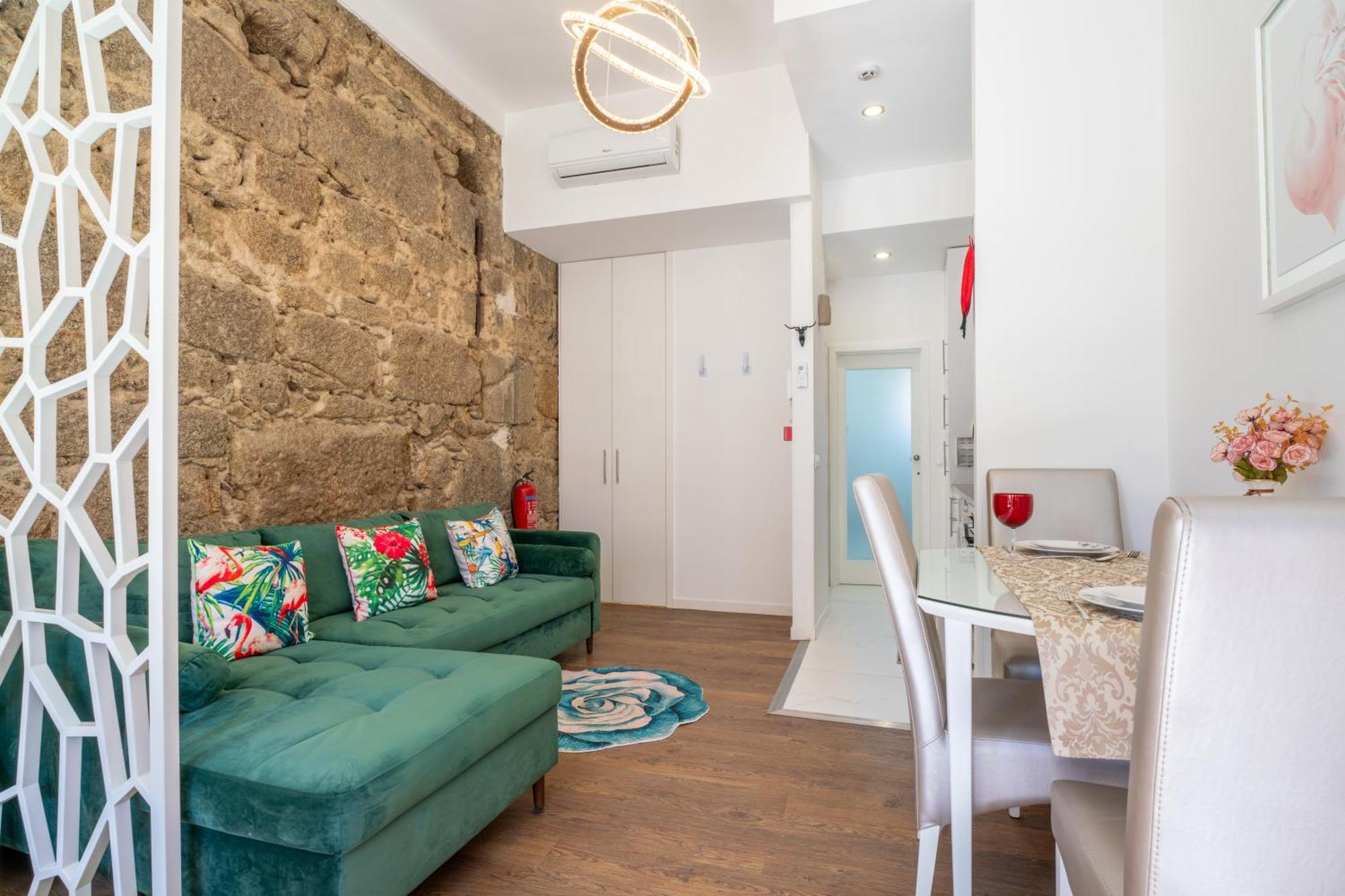 Central Cozy Stay 2 Ac Near Metro Porto Eksteriør billede
