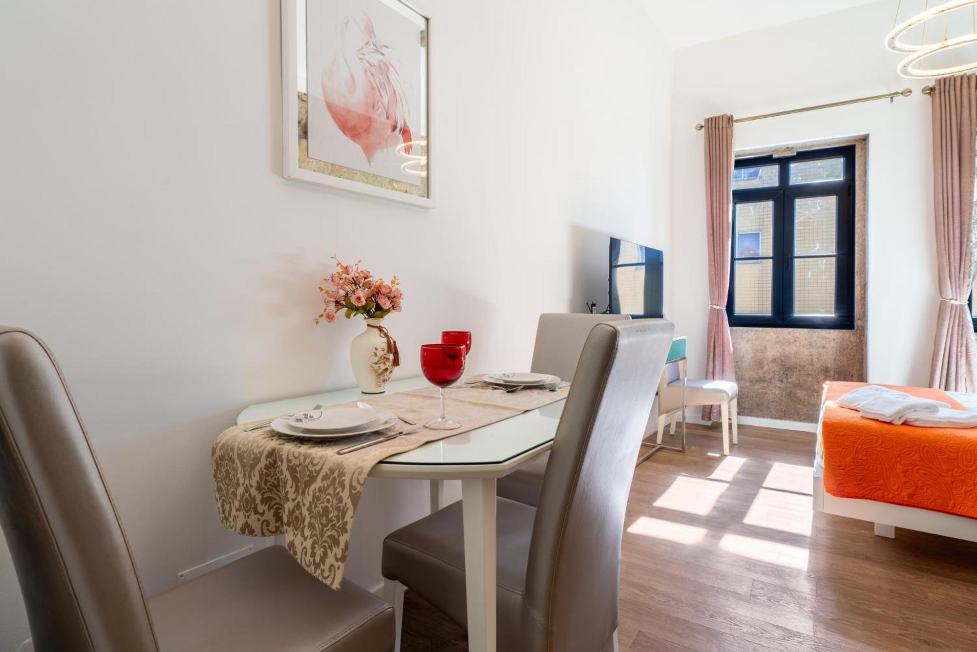 Central Cozy Stay 2 Ac Near Metro Porto Eksteriør billede